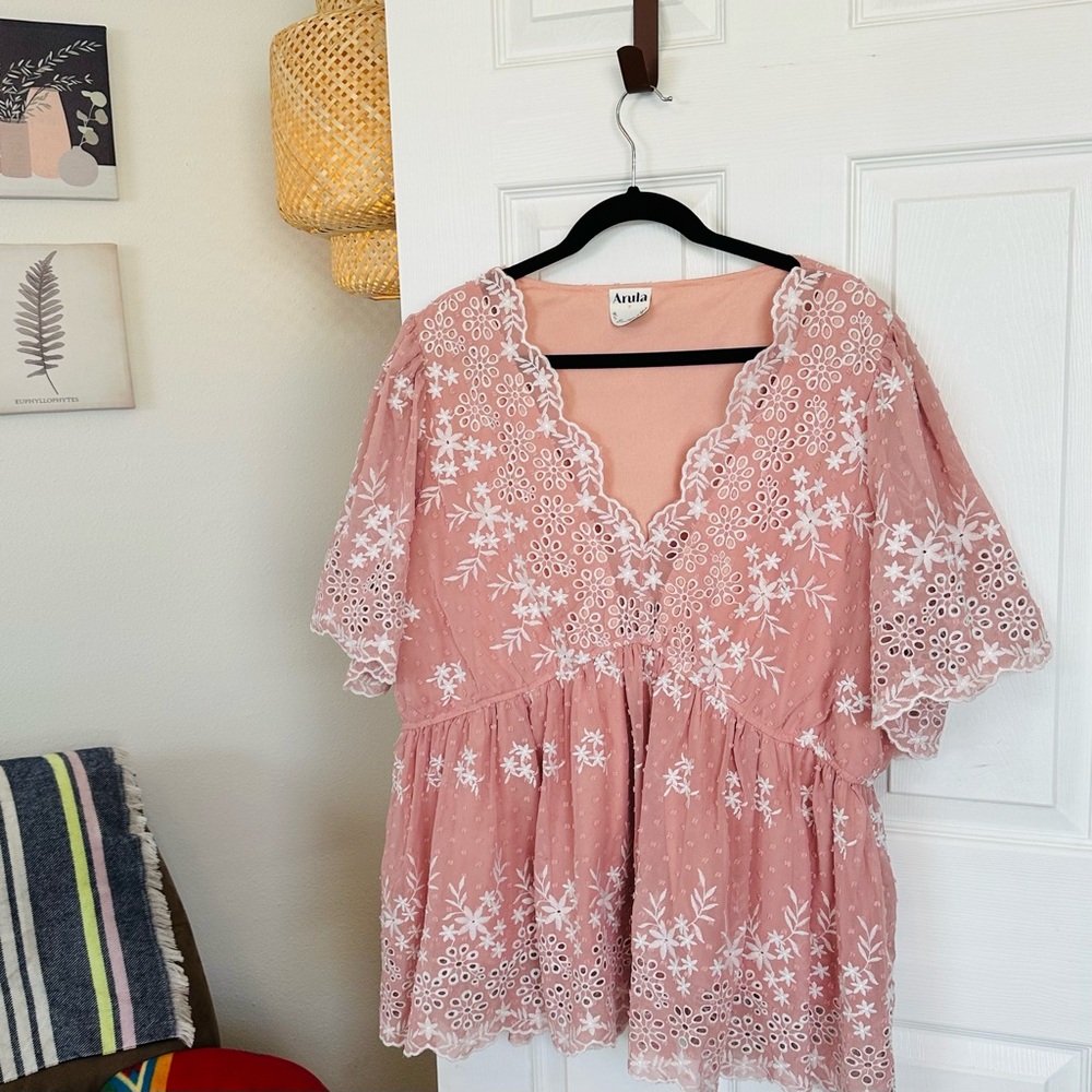 ARULA baby pink blouse knockout lacy size b